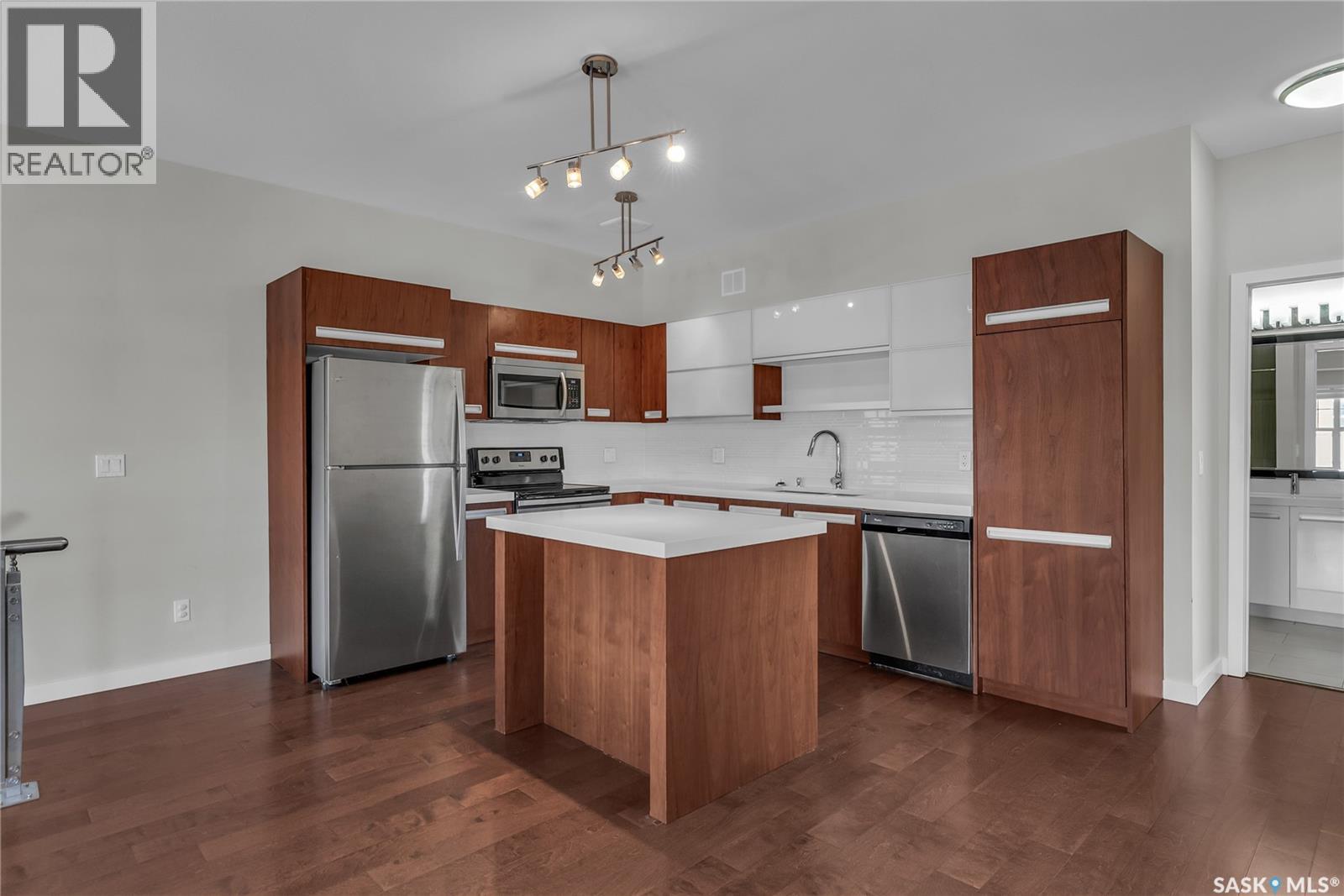 #304 2315 McClocklin ROAD - 6
