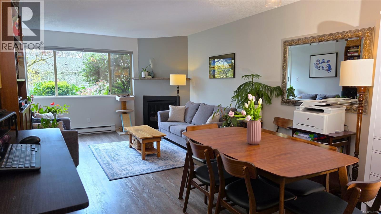 101 3400 Quadra Street, Saanich