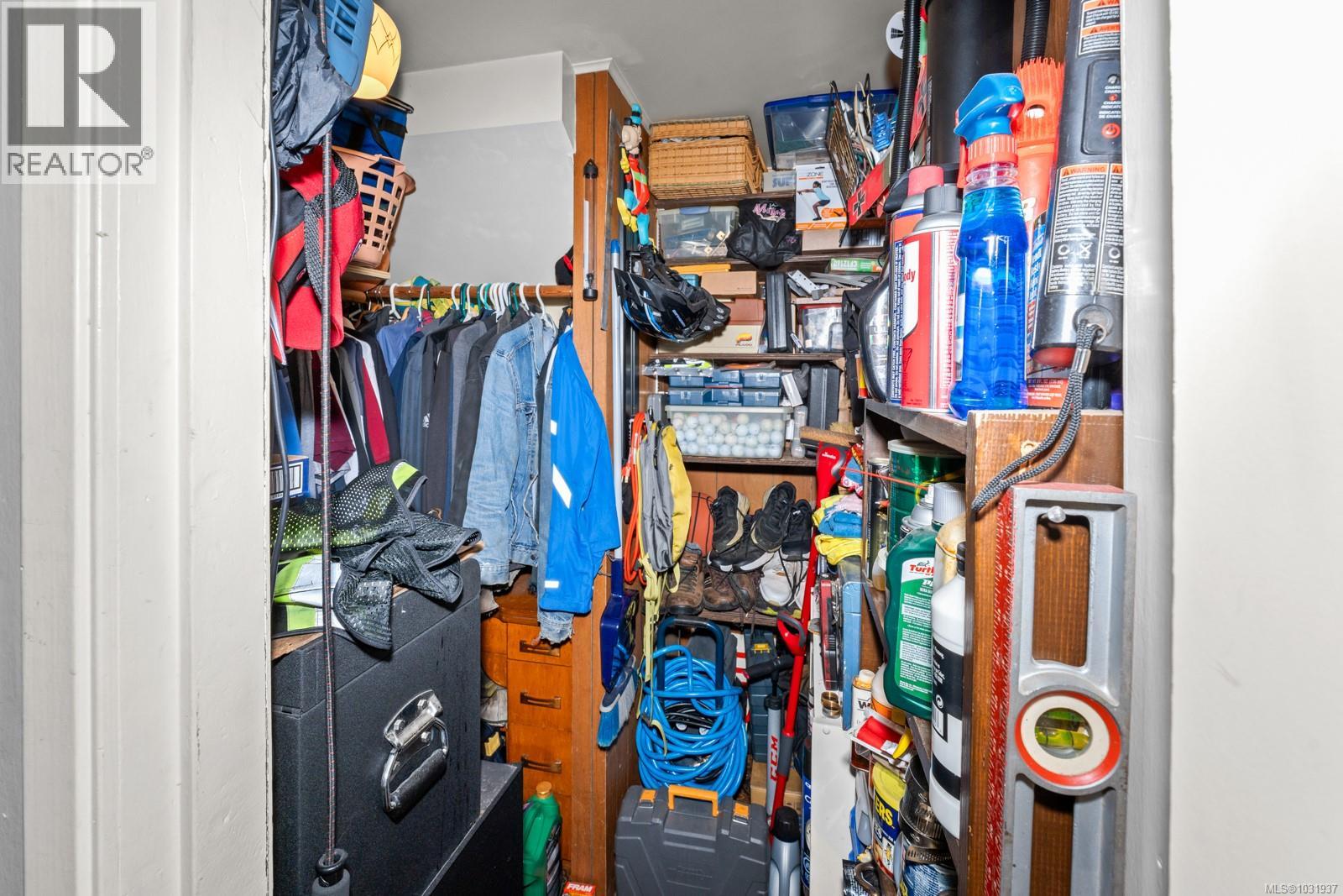 405 Tamarack Rd - 19