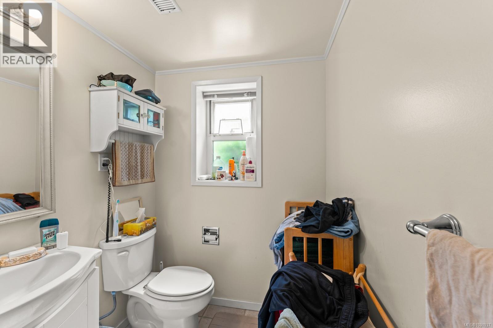 405 Tamarack Rd - 22