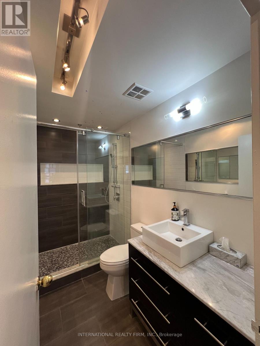 PH5 - 65 SCADDING AVENUE — photo 8