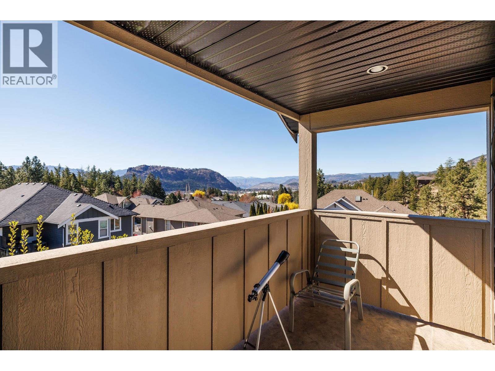  2054 Sunview Drive, West Kelowna