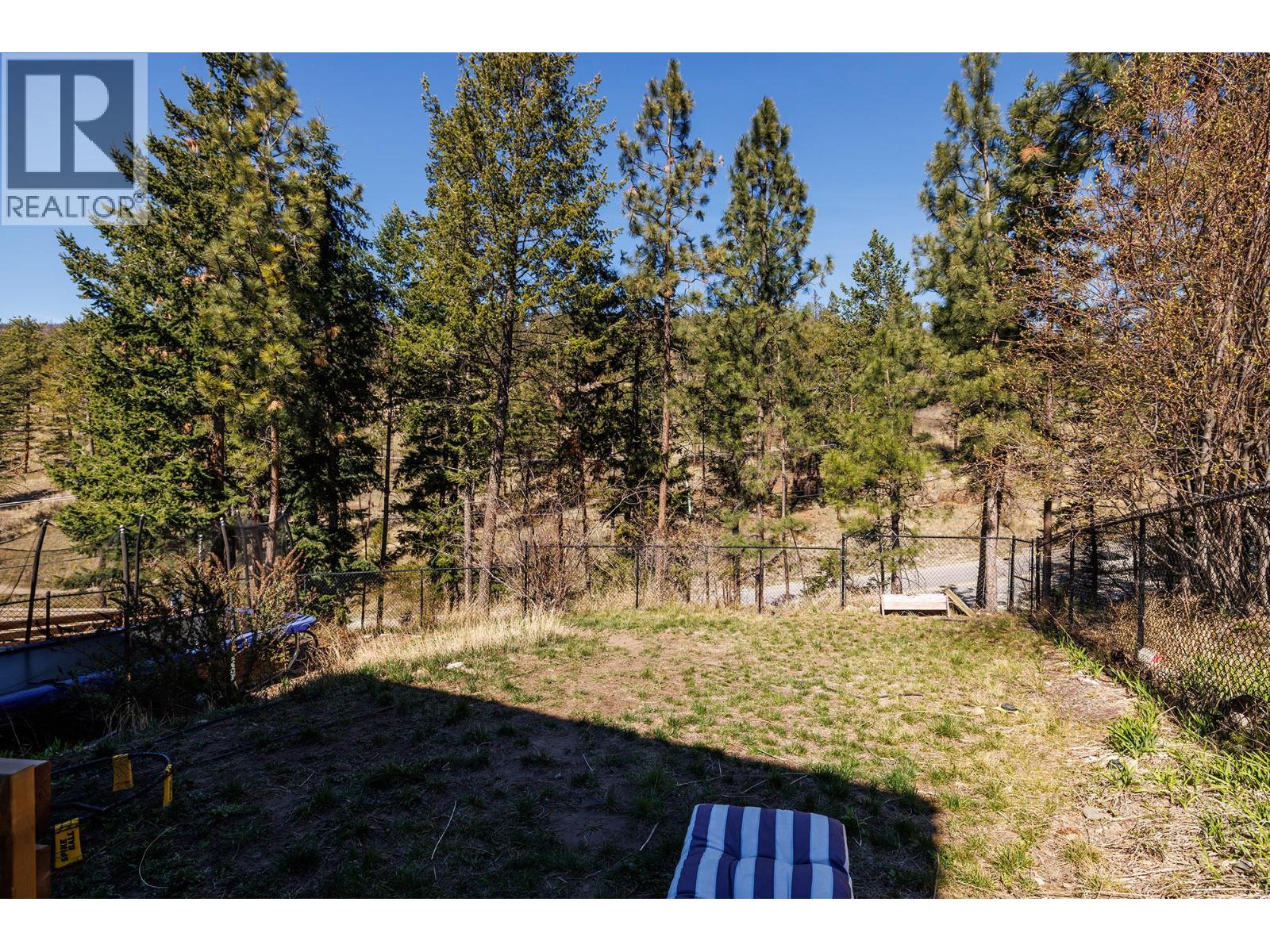  2054 Sunview Drive, West Kelowna