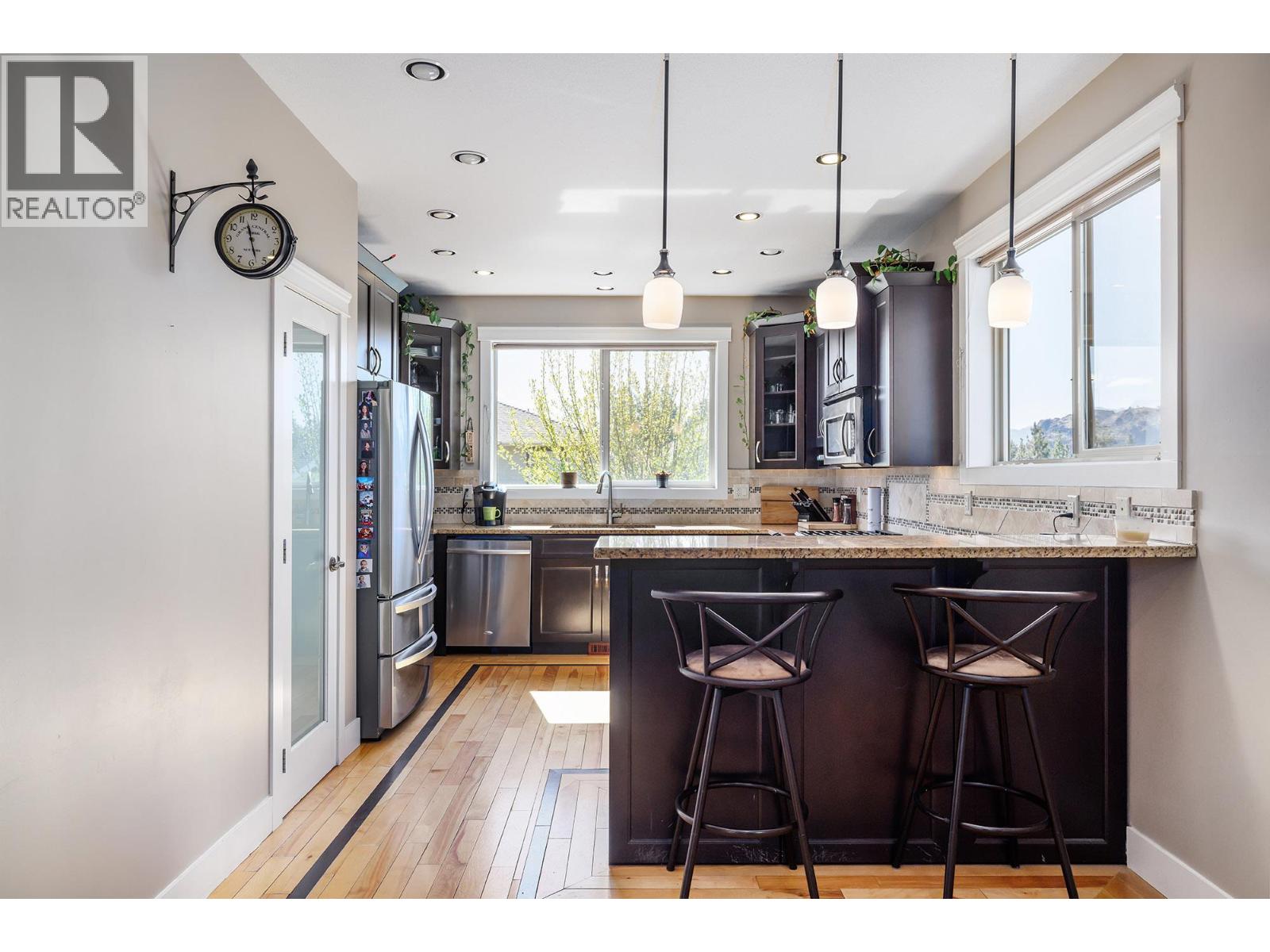  2054 Sunview Drive, West Kelowna