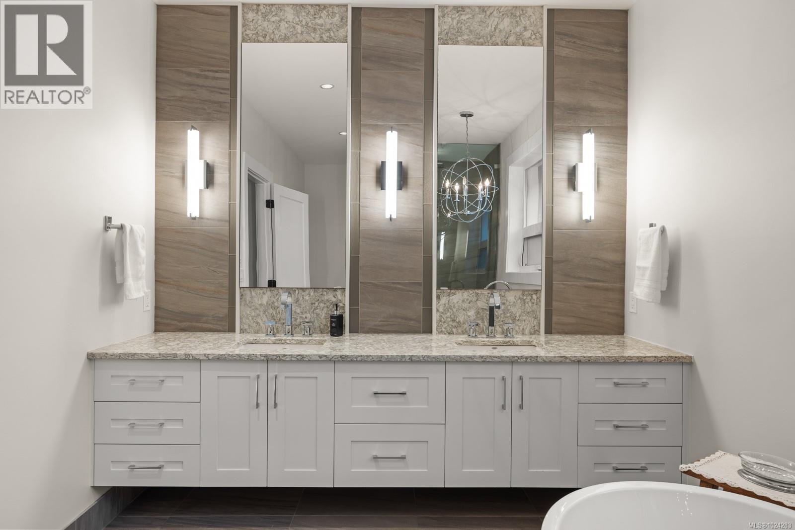  2149 Champions Way, Langford