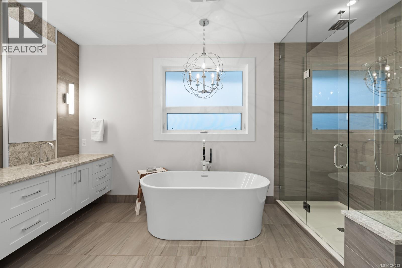  2149 Champions Way, Langford