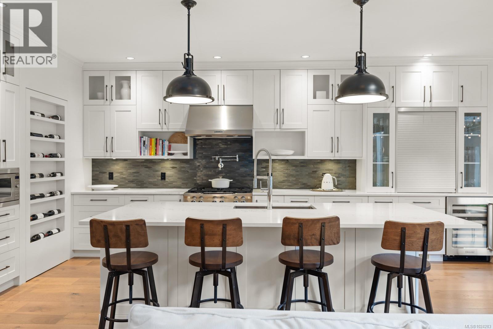  2149 Champions Way, Langford