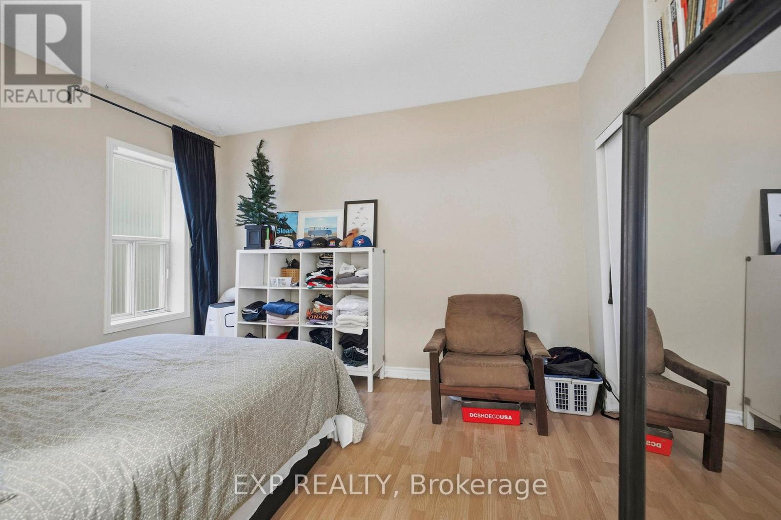 48 BOLTON STREET — photo 11