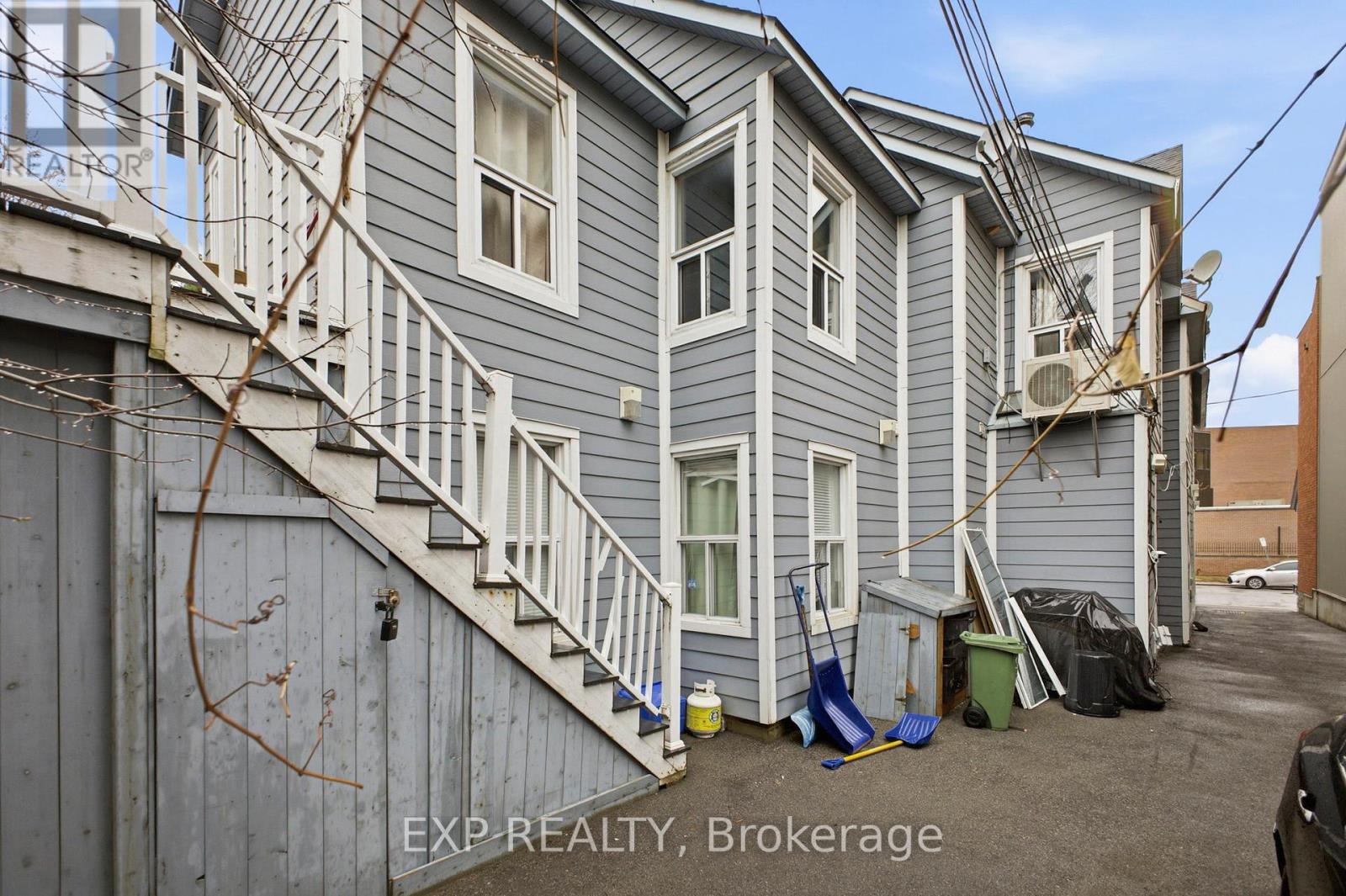48 BOLTON STREET — photo 6