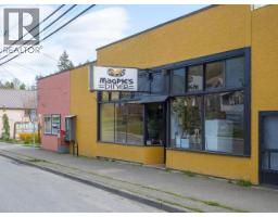 6762 Cranberry Street, Powell River, BC  Photo 10