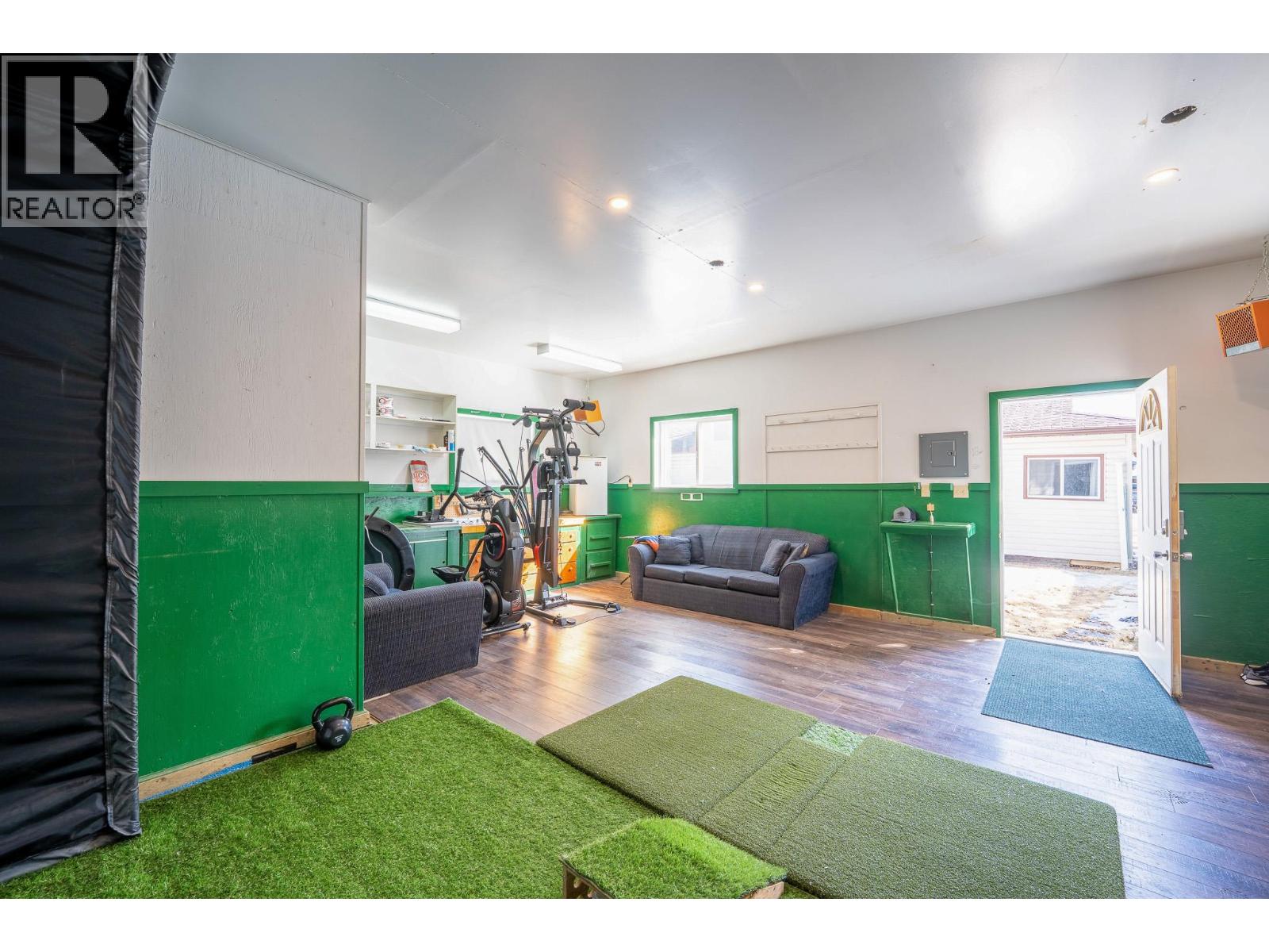 10713 Cyprus Court - 28