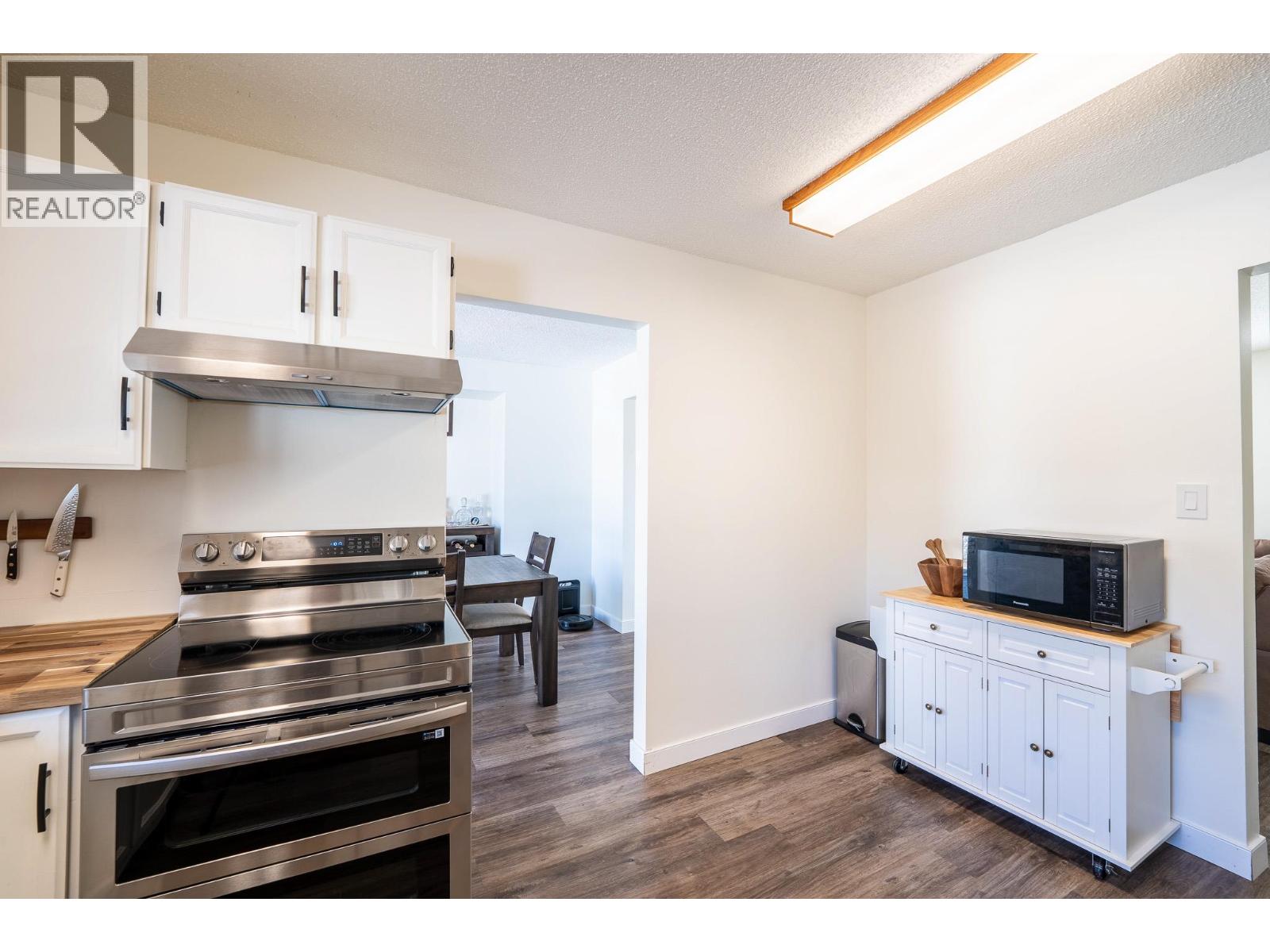 10713 Cyprus Court - 6