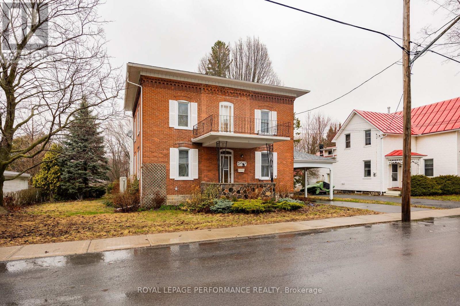 11 PETER STREET - 3