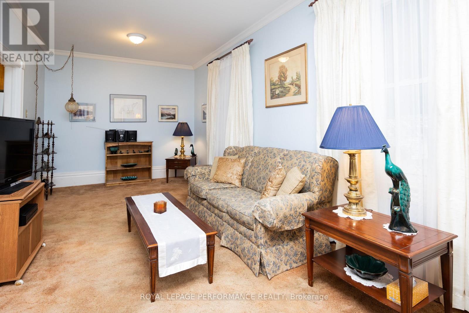 11 PETER STREET - 6
