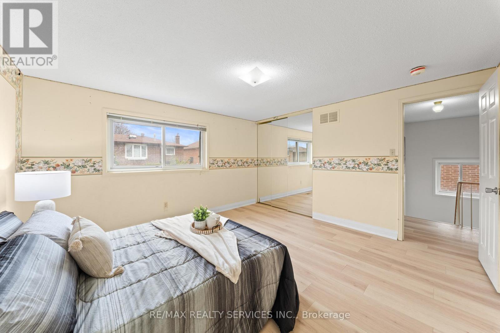 41 TANAGER SQUARE - 30