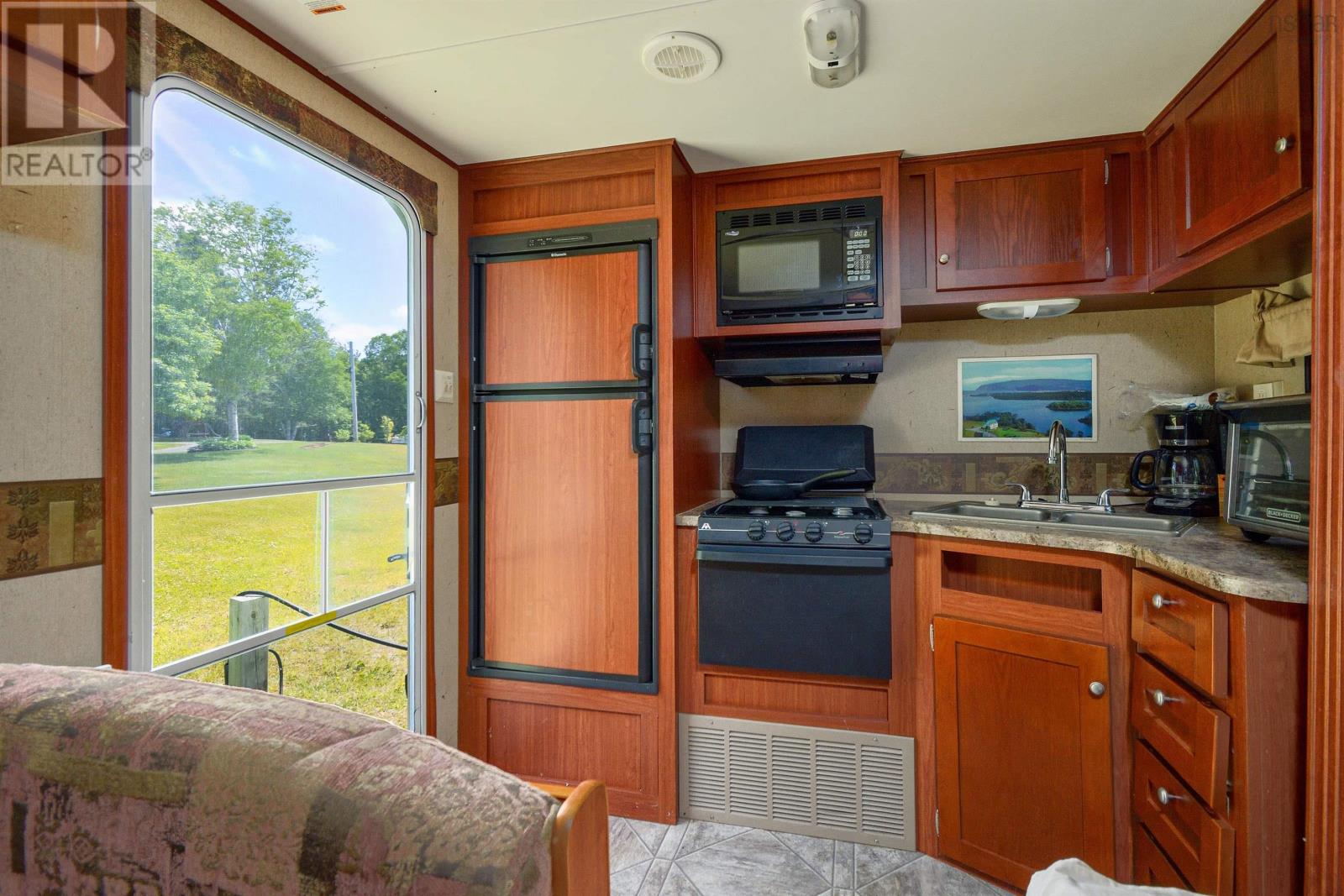 Property 38 of 50 of 11217 Kempt Head Road