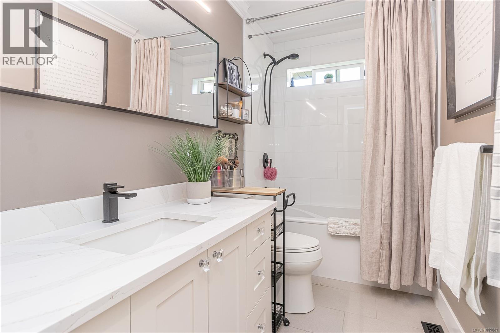 2172 Dockside Way - 23