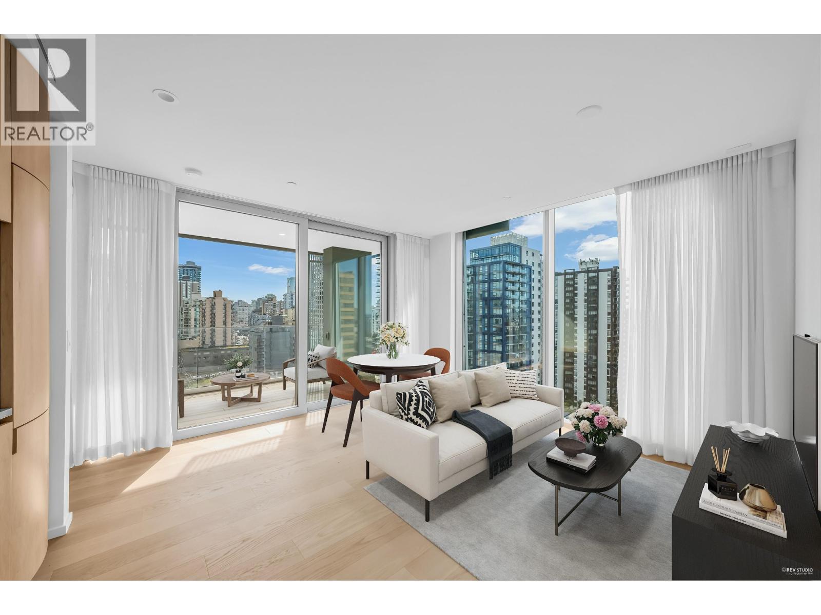 1704 1568 ALBERNI STREET