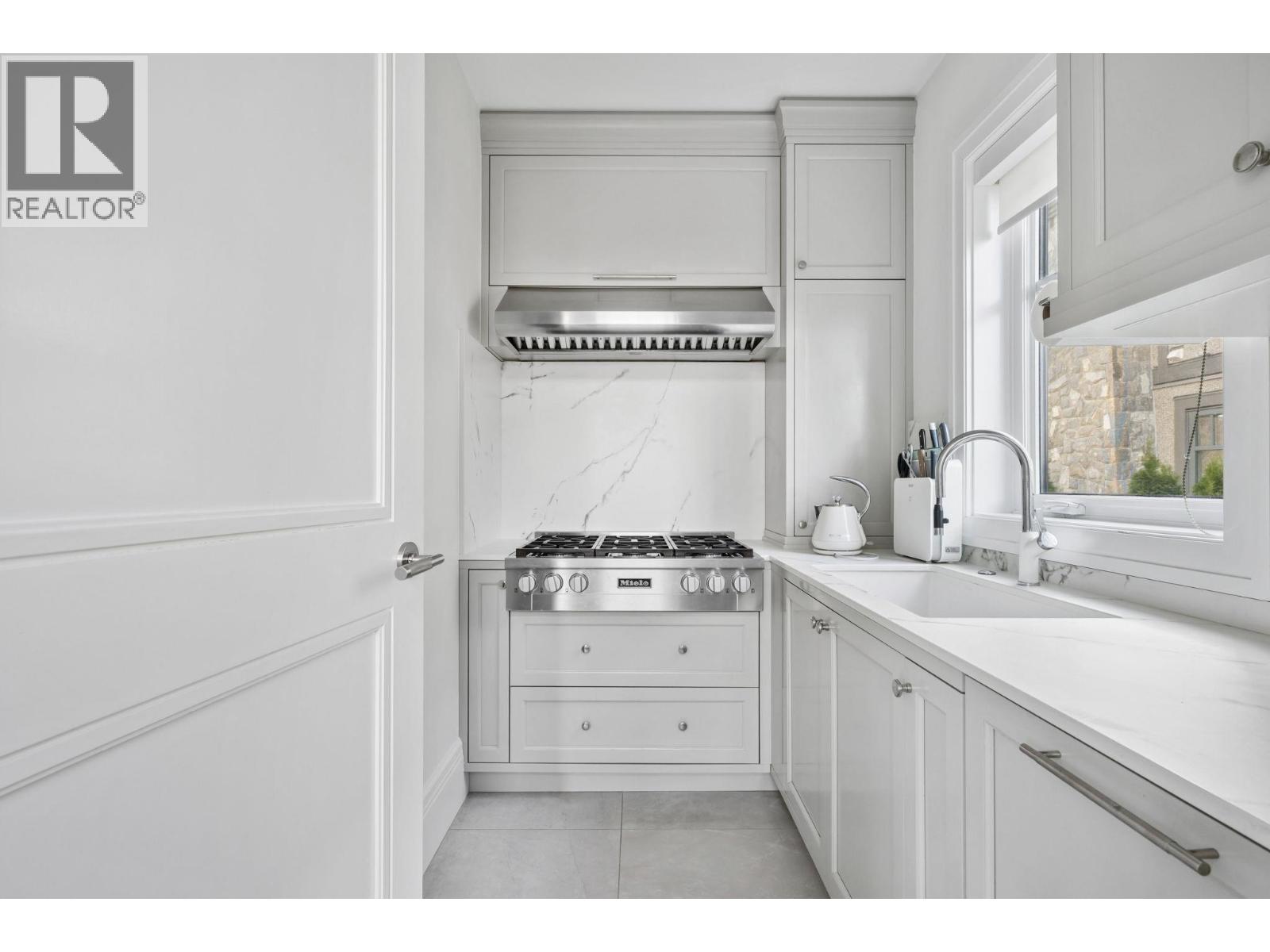 4021 W 28TH AVENUE, Vancouver