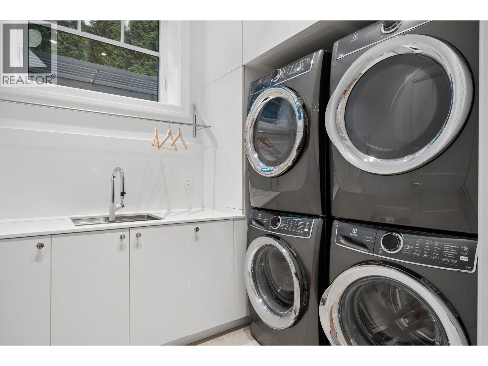 4021 W 28TH AVENUE, Vancouver