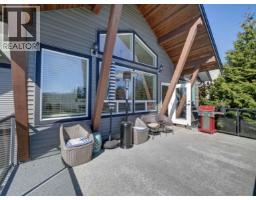 825 Bayview Heights Road, Gibsons, BC V0N1V8 Photo 12
