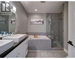 825 Bayview Heights Road, Gibsons, BC V0N1V8 Photo 14