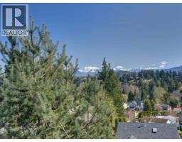 825 Bayview Heights Road, Gibsons, BC V0N1V8 Photo 34