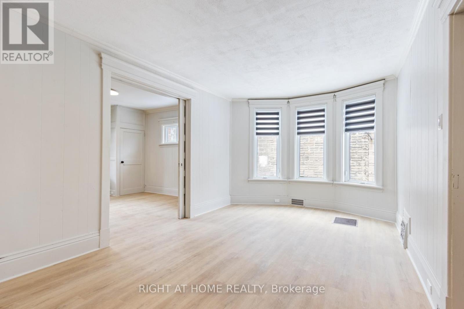 MAIN FLOOR – 443 ONTARIO STREET