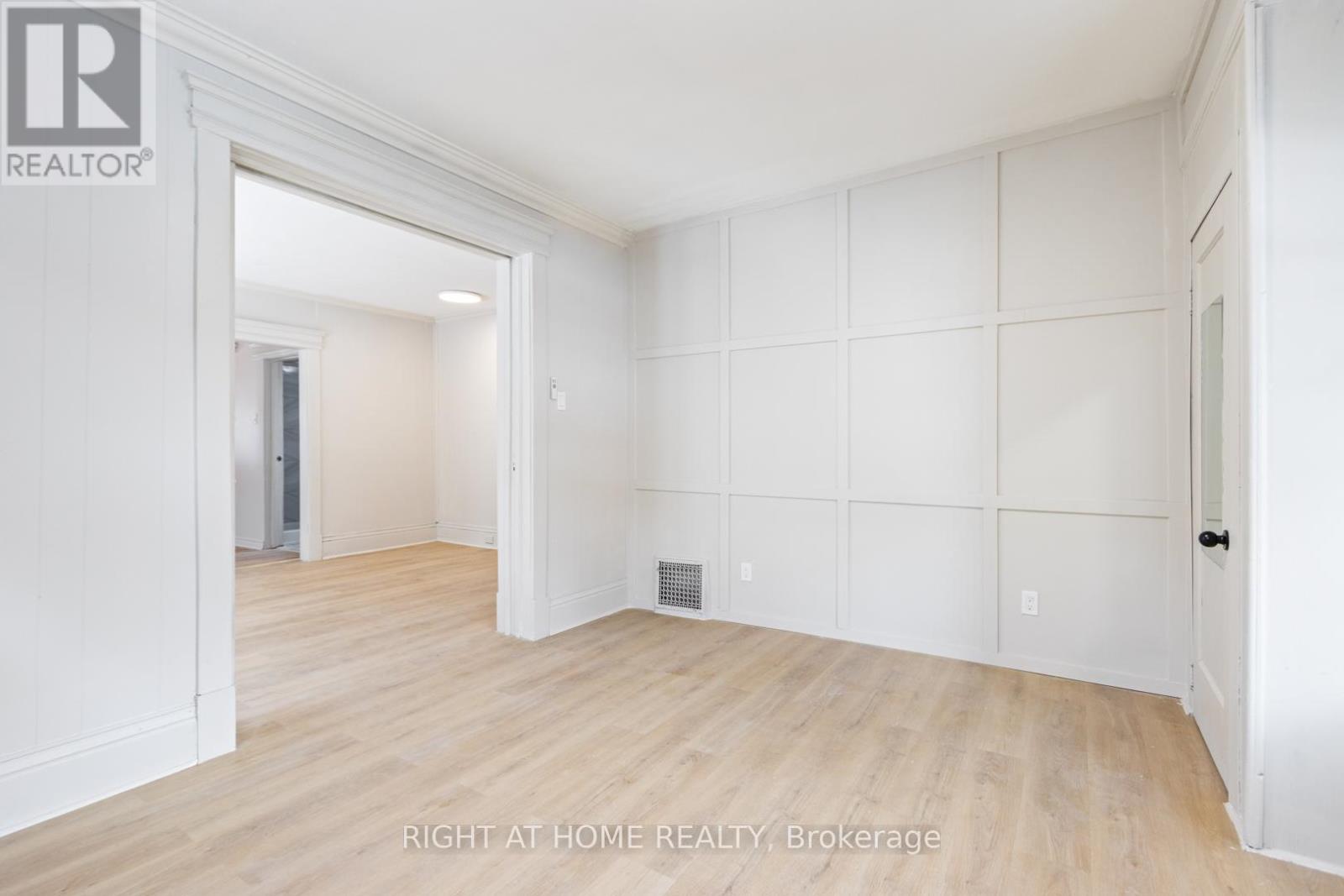 MAIN FLOOR – 443 ONTARIO STREET