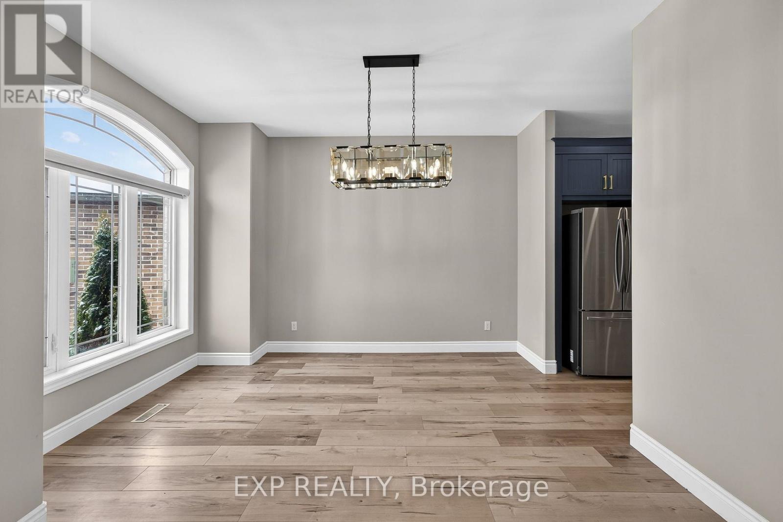 85 COVINGTON CRESCENT - 11