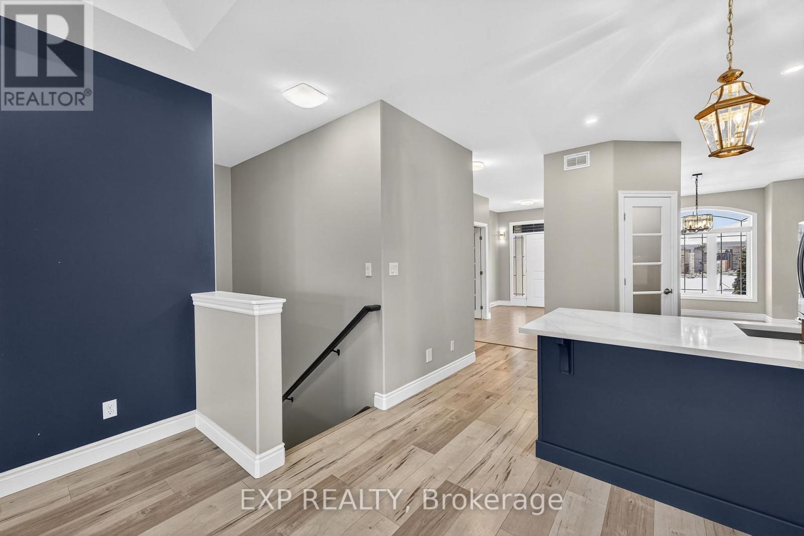 85 COVINGTON CRESCENT - 6