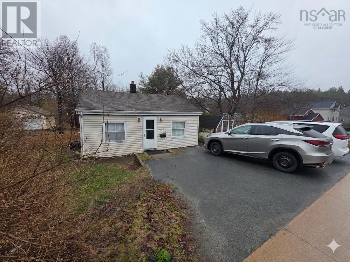 Property 2 of 11 of 365 HAMMONDS PLAINS Road