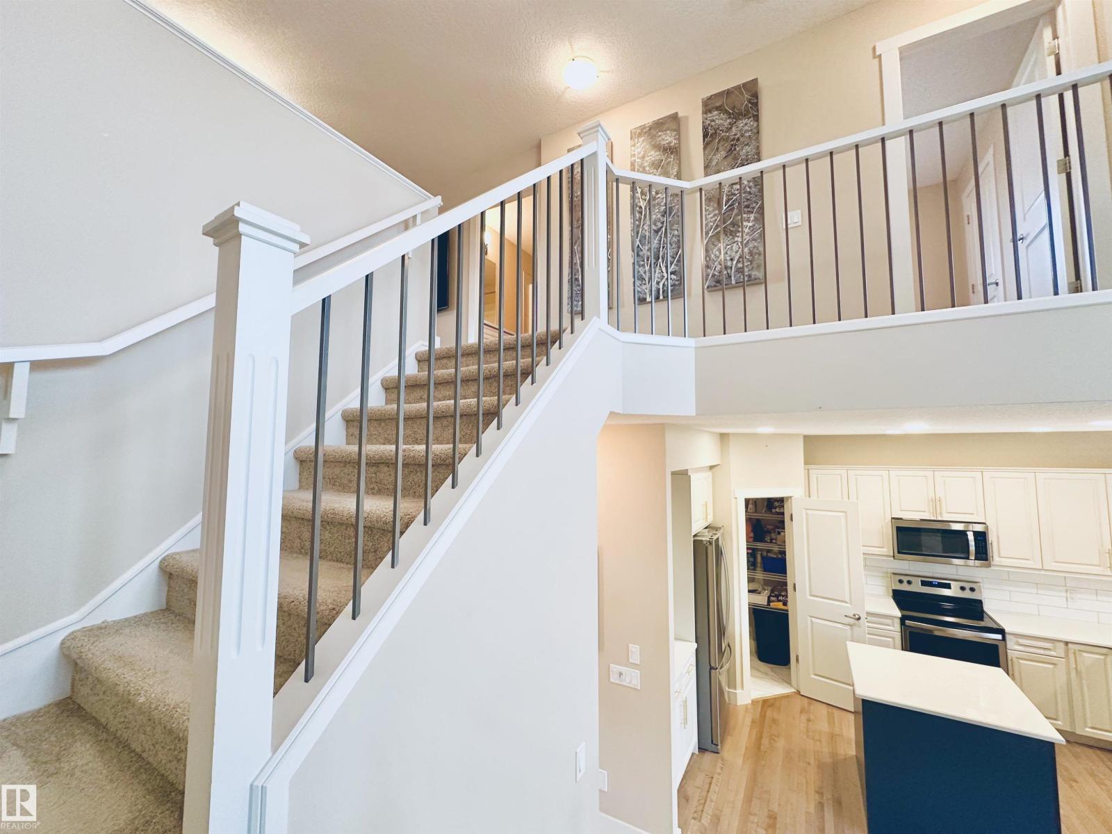 20119 29 AV NW, Edmonton