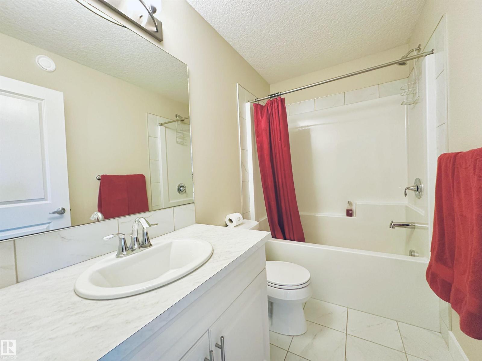 20119 29 AV NW, Edmonton