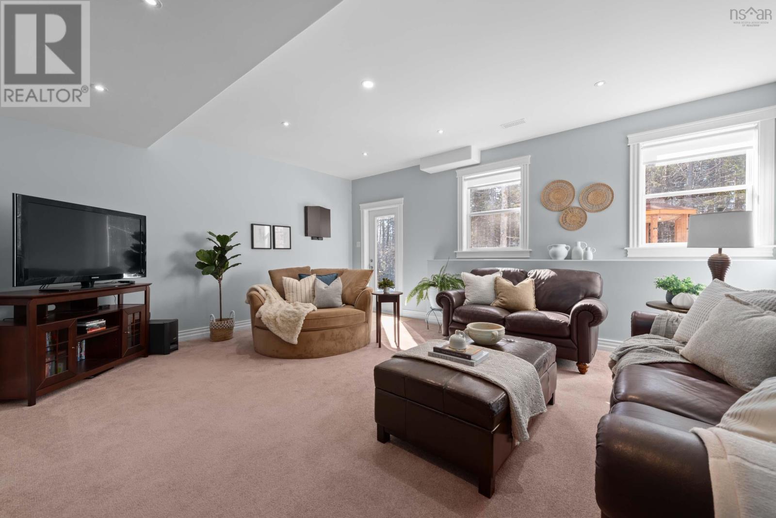 Property 31 of 50 of 144 Aberdeen Drive