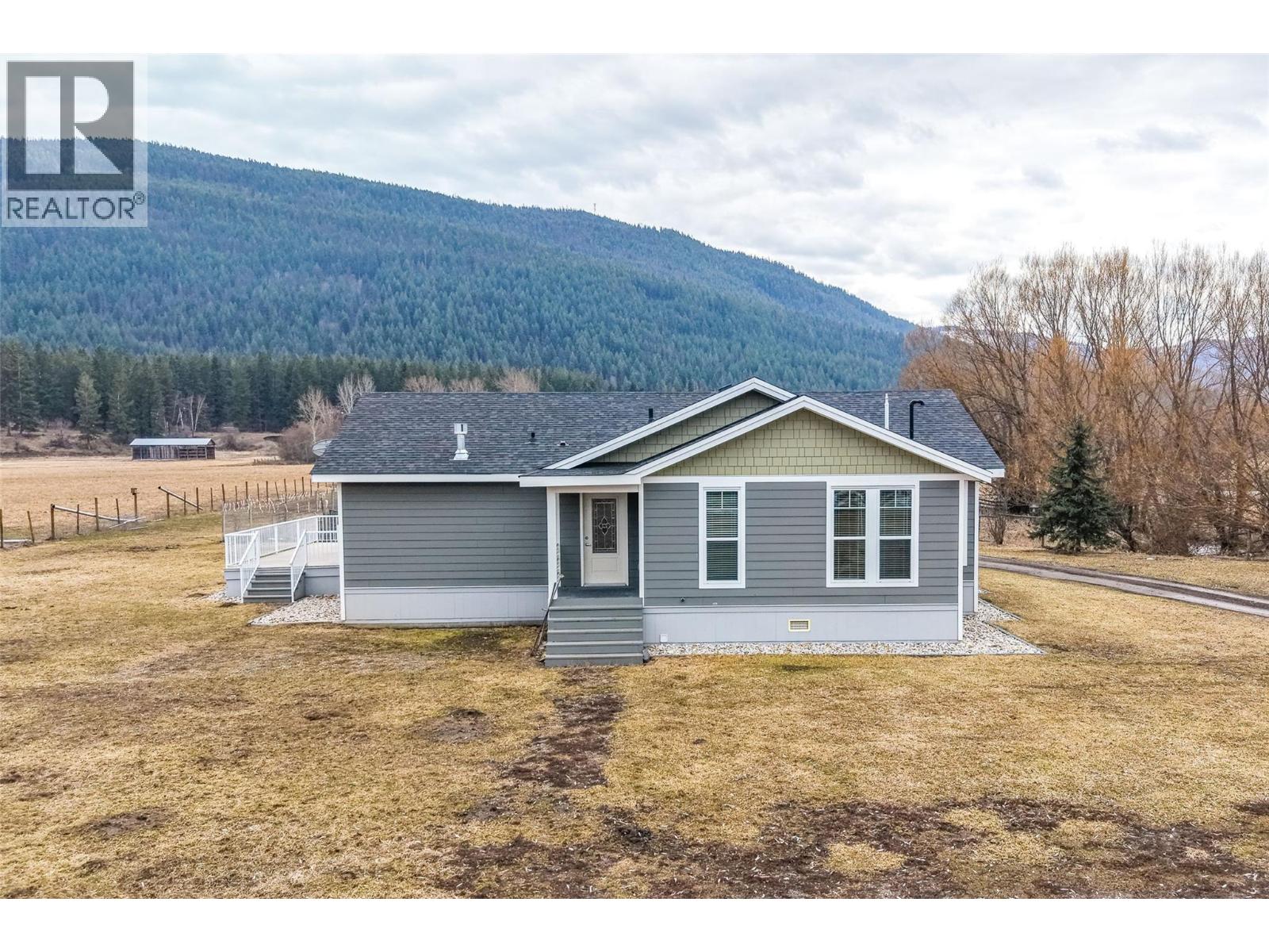 64 Bloom Road, Lumby