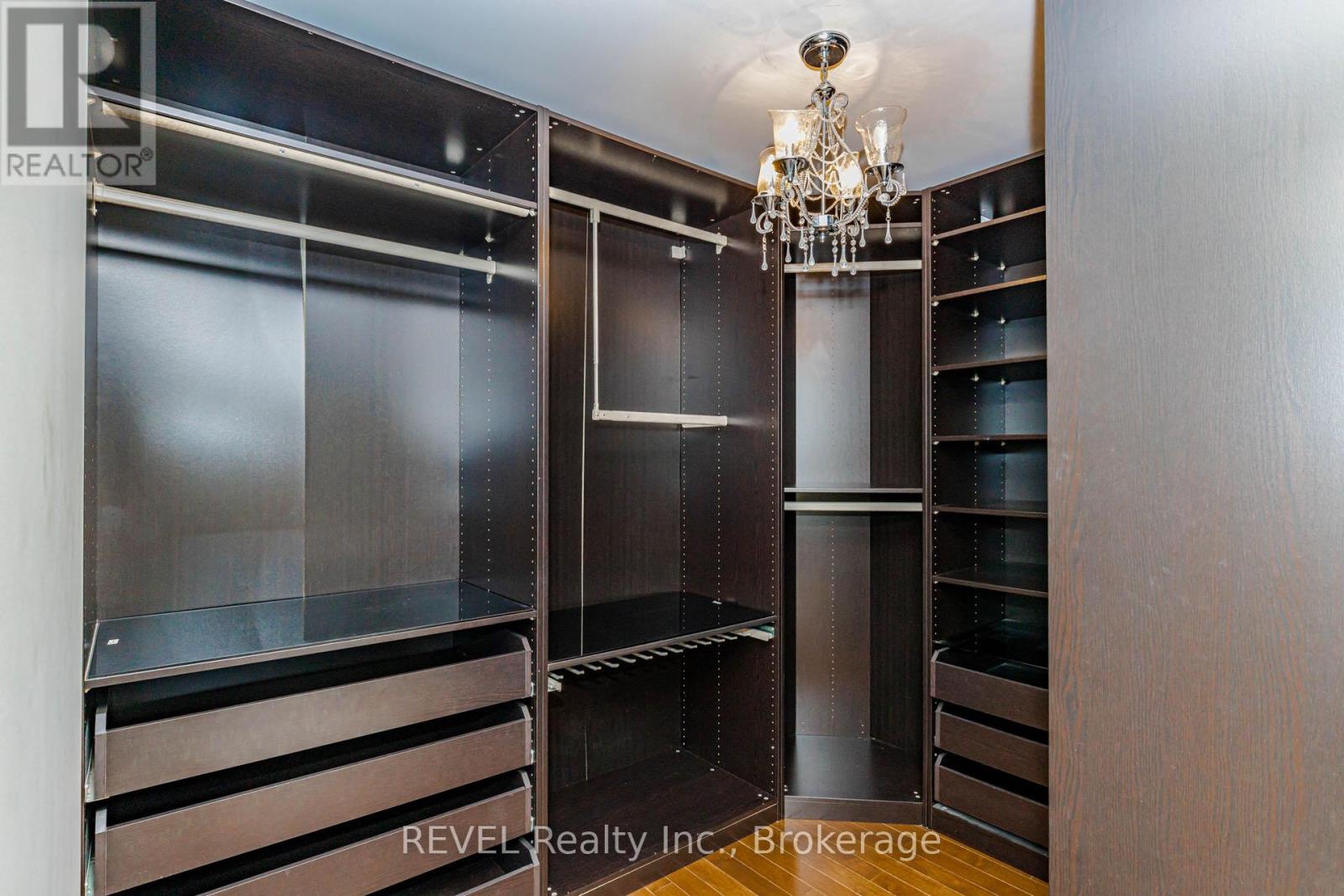 6066 WIENS BLVD BOULEVARD - 11