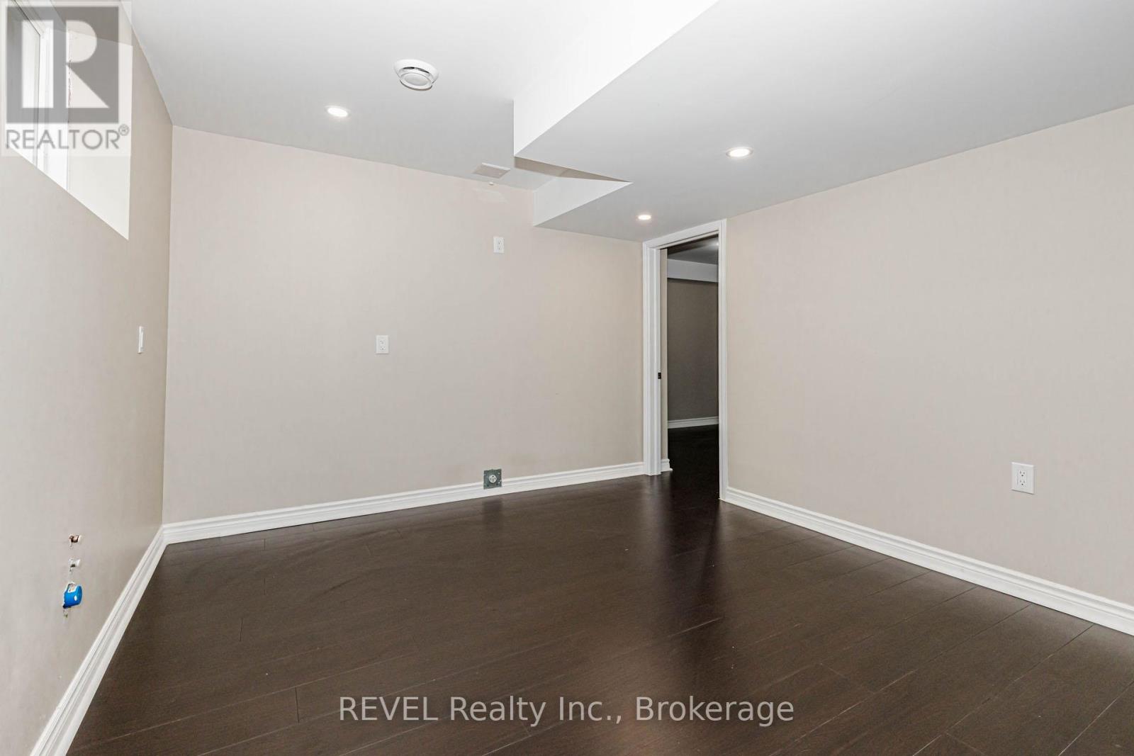 6066 WIENS BLVD BOULEVARD - 16