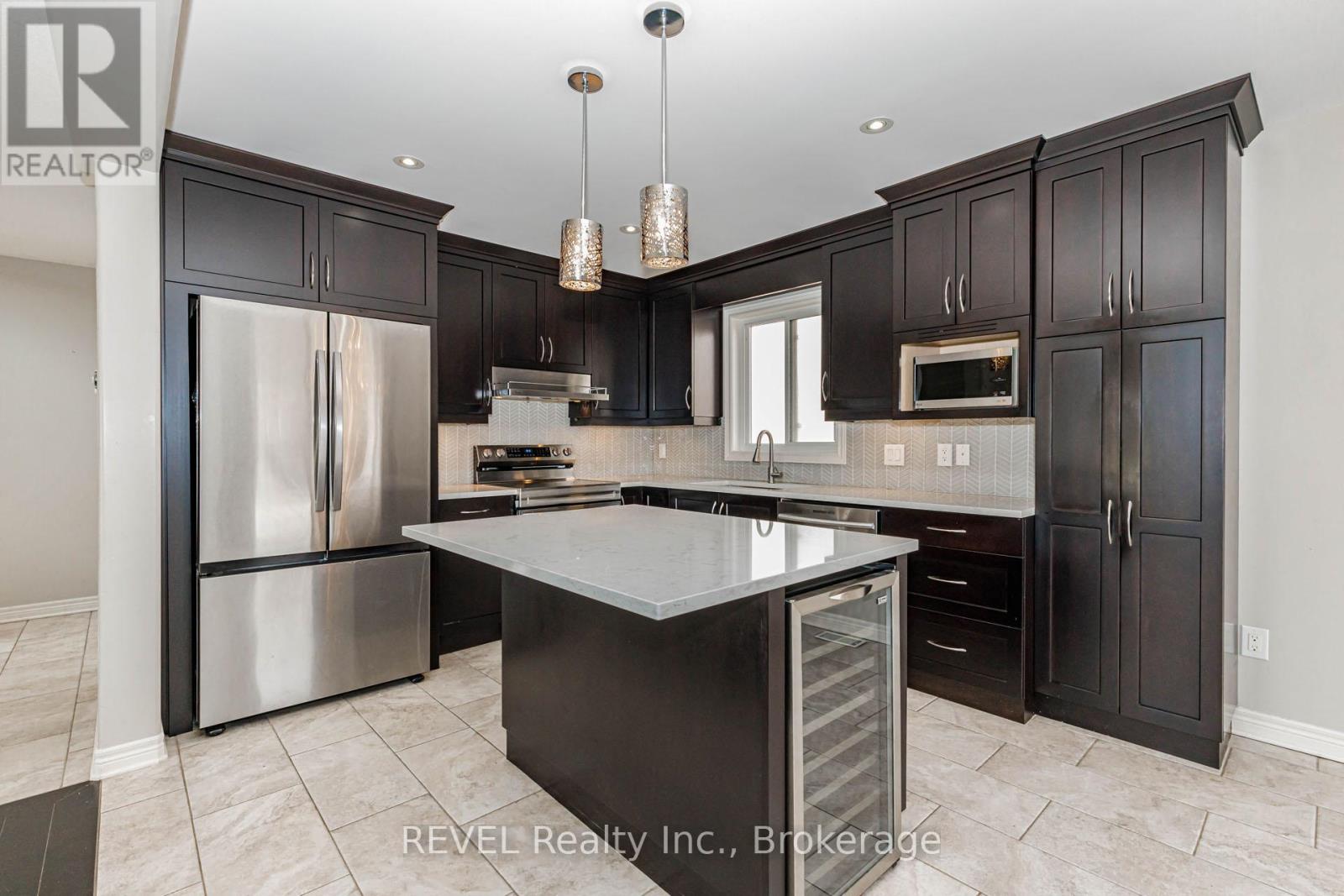 6066 WIENS BLVD BOULEVARD - 6