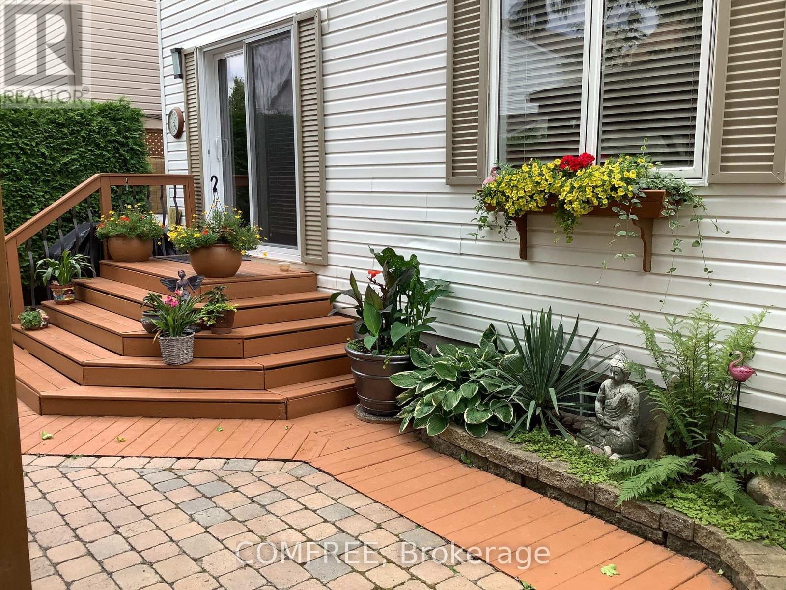 1466 SHAWINIGAN STREET - 27