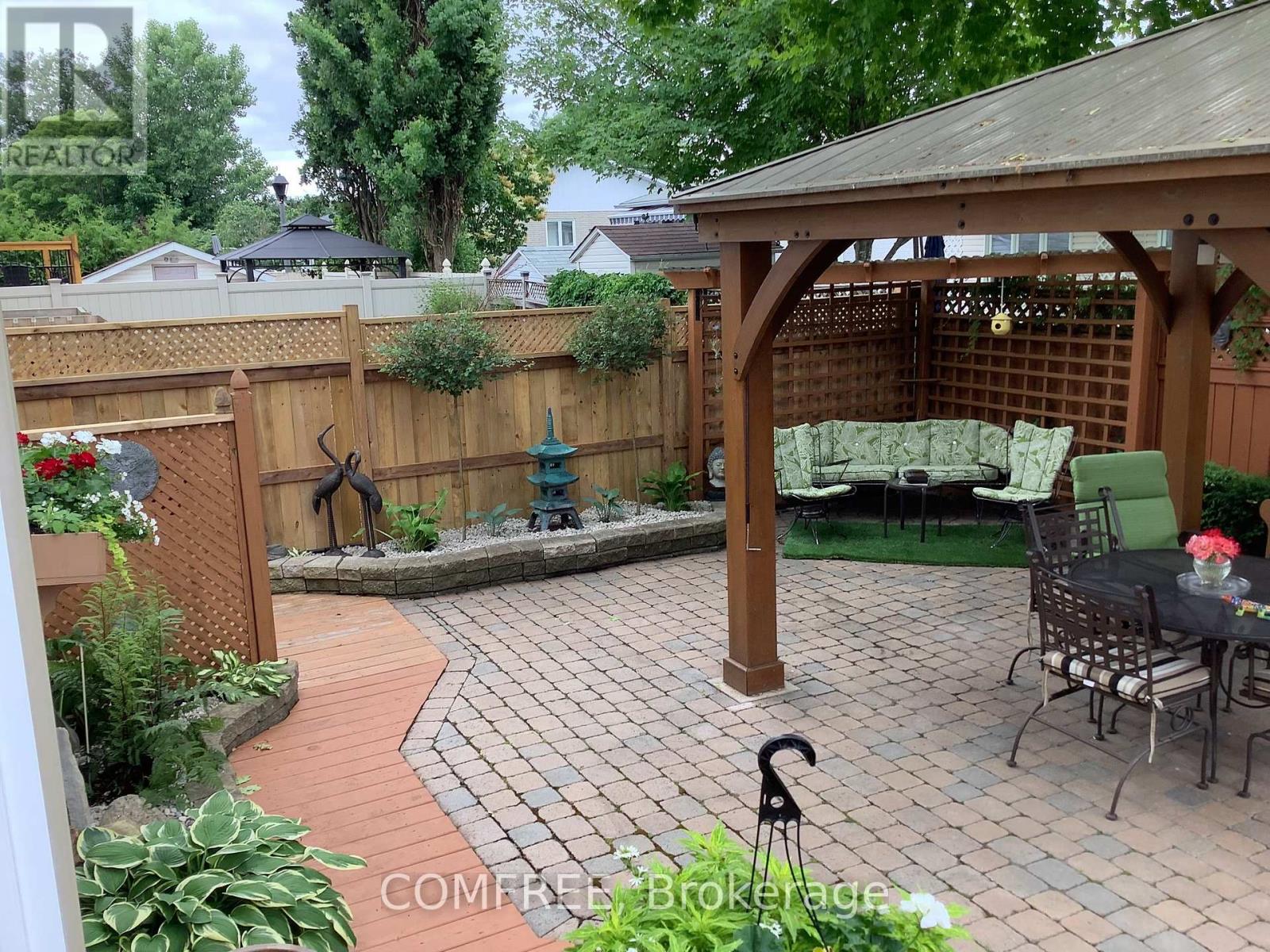 1466 SHAWINIGAN STREET - 29