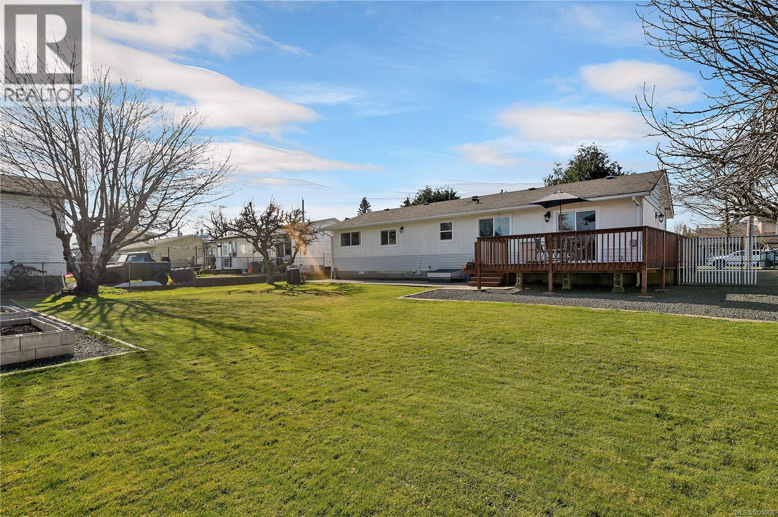 277 Carolyn Rd — photo 32