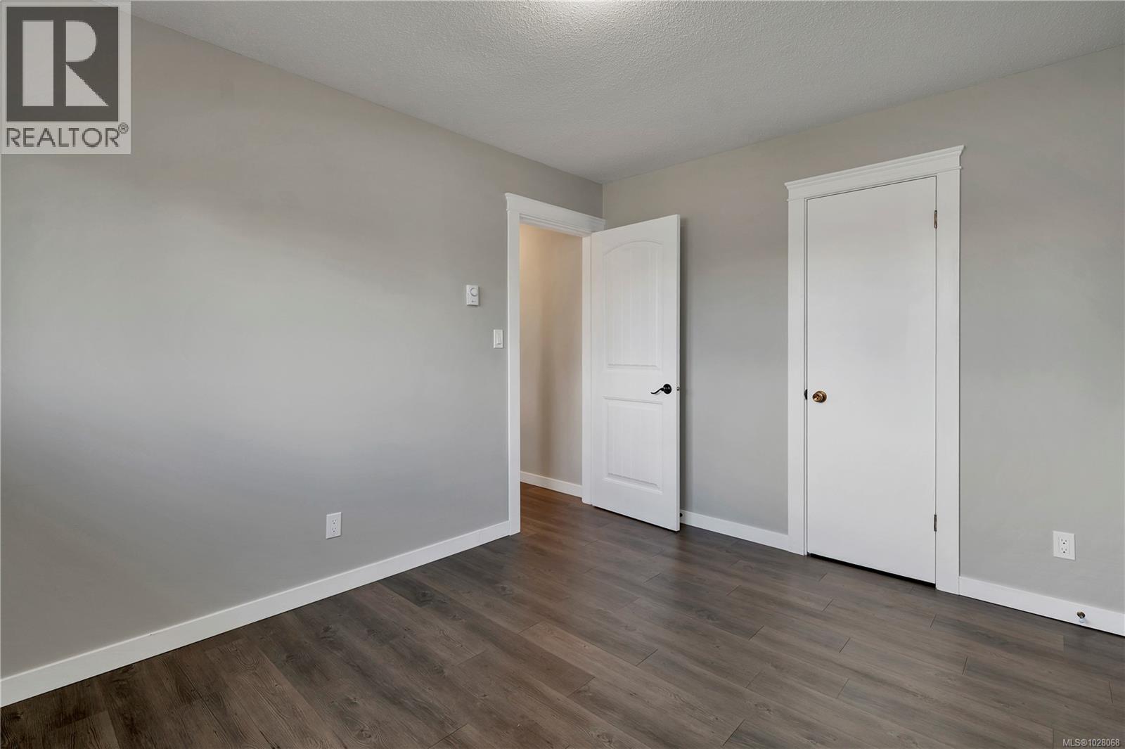 277 Carolyn Rd - 17