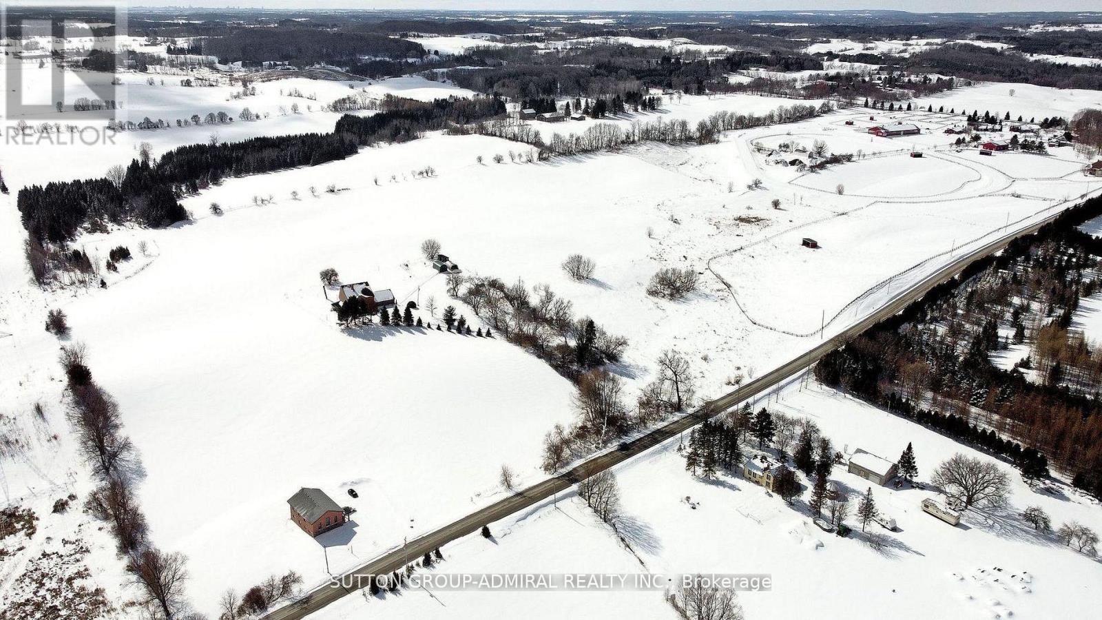 7205 19TH SIDE ROAD - 45