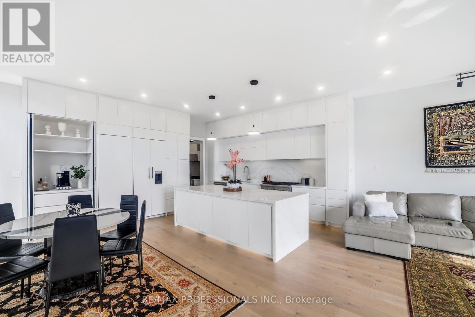 2206 UTLEY ROAD - 12