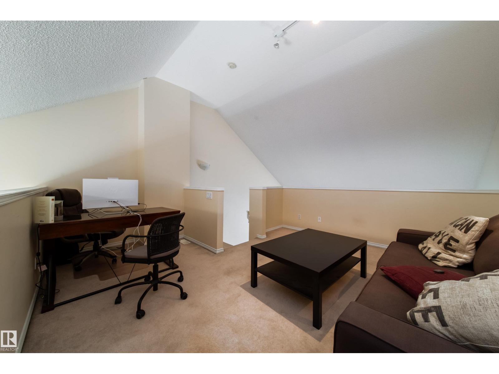 #11 10235 111 ST NW, Edmonton