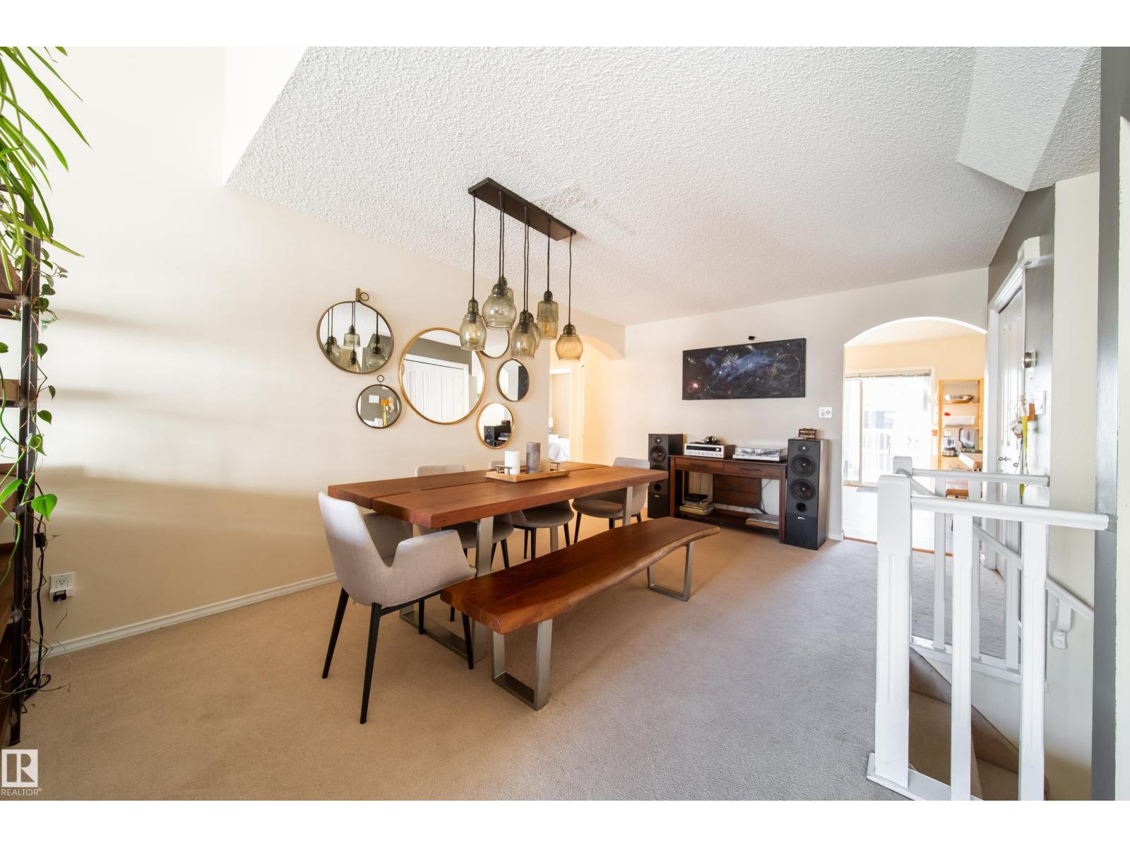 #11 10235 111 ST NW, Edmonton