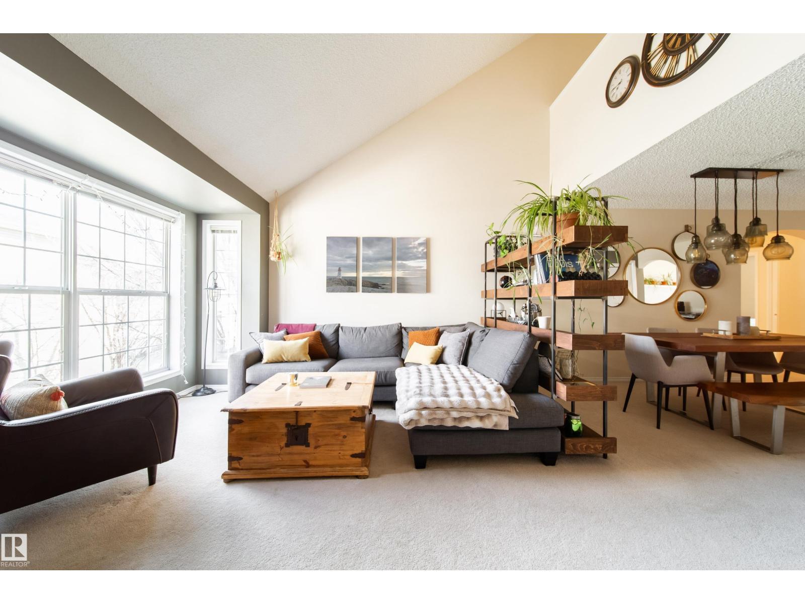 #11 10235 111 ST NW, Edmonton