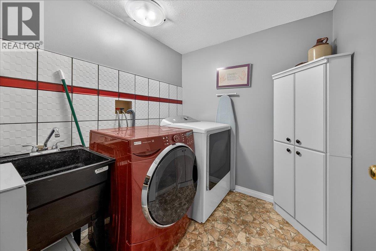 1706 15TH Avenue - 40