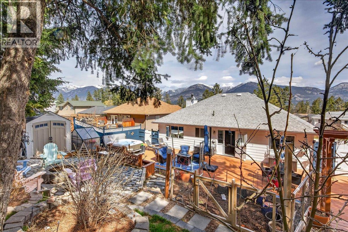 1706 15TH Avenue - 53